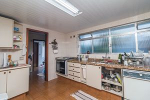 Image 41 - 215211