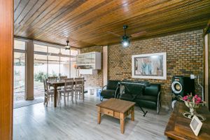 Image 31 - 215246