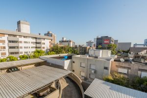 Image 14 - 215276