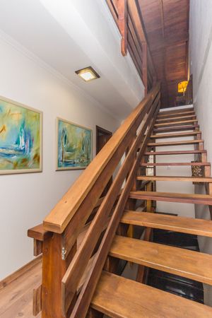 Image 32 - 215318