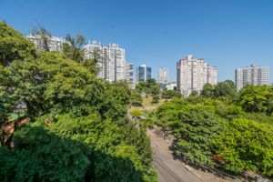 Image 1 - 215357