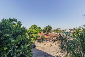Image 16 - 215433