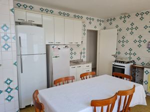 Image 5 - 215462