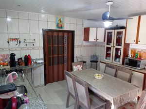 Image 24 - 215481