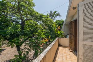 Image 15 - 215532