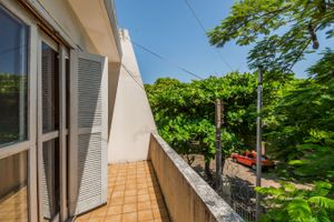 Image 16 - 215532