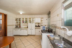 Image 38 - 215532