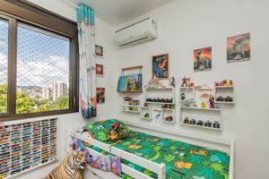 Image 9 - 215543