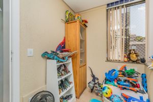 Image 13 - 215543