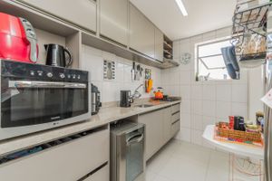 Image 22 - 215543
