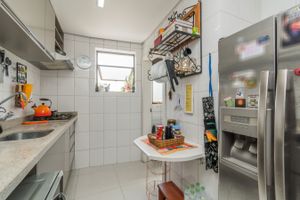 Image 23 - 215543