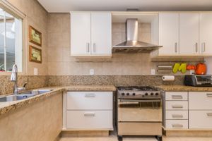 Image 37 - 215604