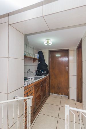 Image 38 - 215619