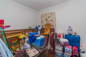 Image 35 - 215641
