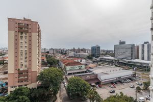 Image 11 - 215664