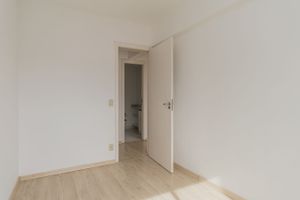 Image 14 - 215664