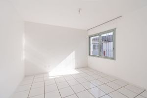 Image 11 - 215765