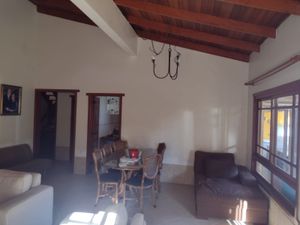 Image 4 - 215769