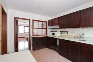 Image 25 - 215777