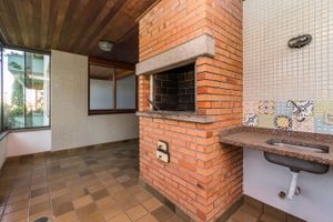 Image 7 - 215779