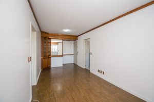 Image 3 - 215837