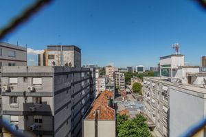 Image 6 - 215837