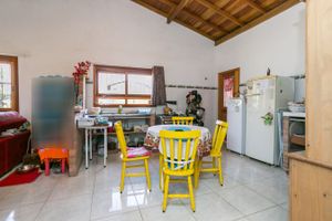 Image 4 - 215839