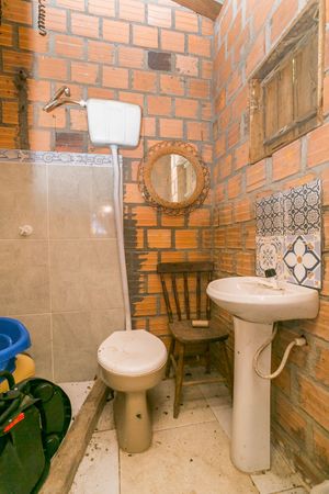 Image 17 - 215839