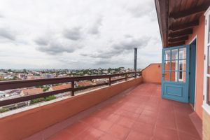 Image 1 - 215863