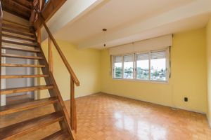 Image 11 - 215863