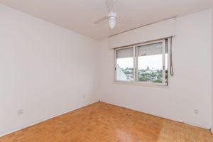 Image 16 - 215863