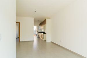 Image 4 - 215873