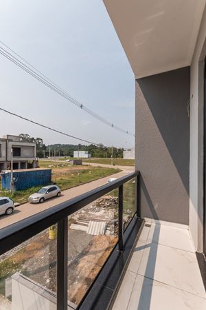 Image 21 - 215885