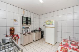 Image 48 - 215893