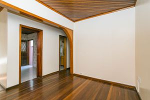 Image 1 - 215918