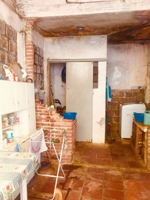 Image 3 - 215928
