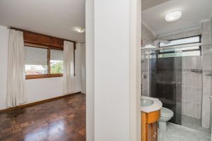 Image 4 - 215941