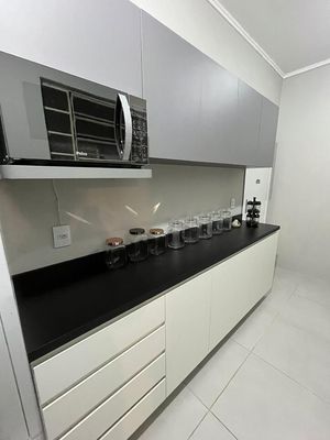 Image 23 - 216042