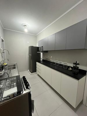 Image 22 - 216042