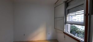 Image 3 - 216085