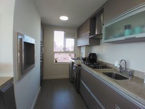 Image 11 - 216161