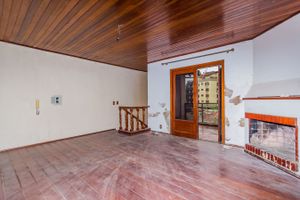 Image 22 - 216171