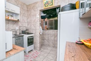 Image 11 - 216211
