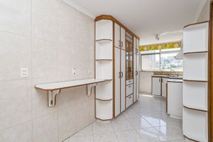 Image 15 - 216253