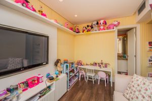 Image 15 - 216283