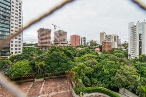 Image 16 - 216283