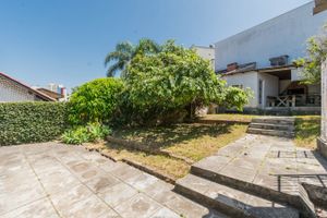 Image 30 - 216301