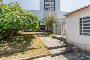 Image 31 - 216301