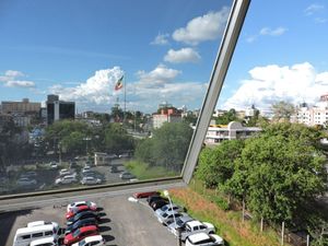 Image 4 - 216315