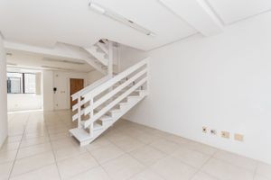 Image 4 - 216327